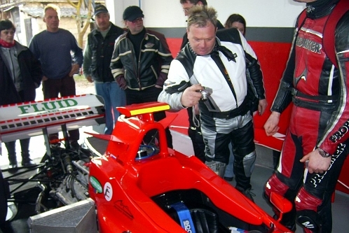 formula-30.jpg - AMPAK BIL JE TU, ČISTO PRAVI V VSEM SVOJEM SIJAJU