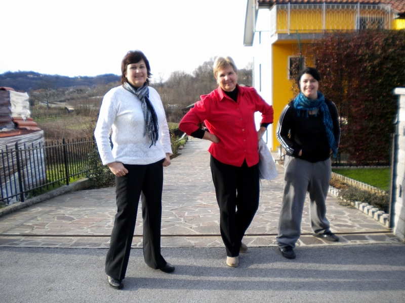 ronki084.jpg - ČAKALA NAS JE TUDI KLARA V DRUŽBI MAME IN HČERKE
