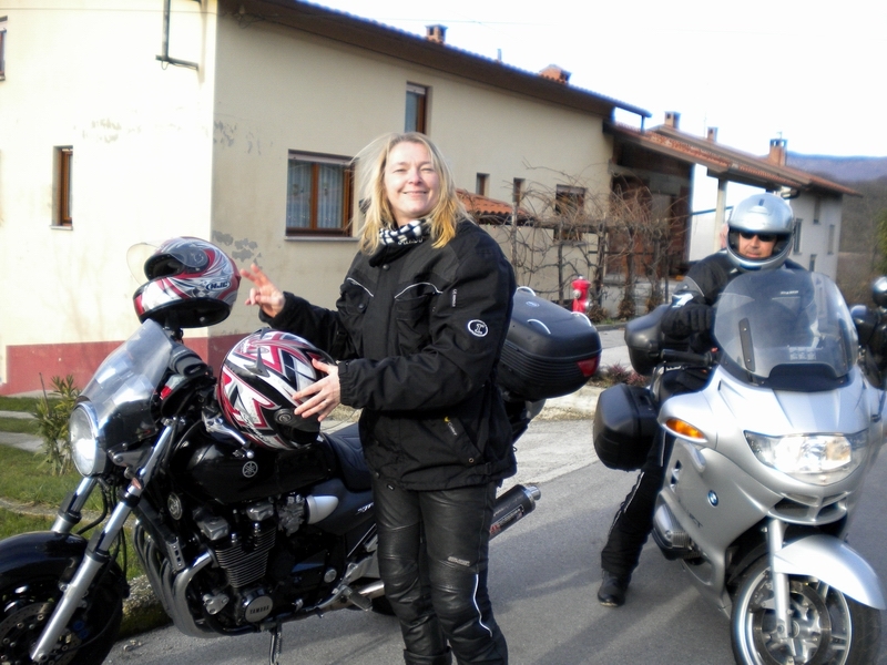 ronki089.jpg - NAM NIMA KEJ BIT, ČE SMO OK