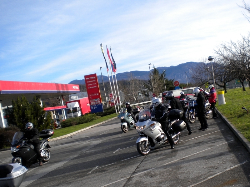 ronki09.jpg - ORGANIZATOR JE TAMKAJŠNJI MOTO CLUB ADRIABIKERS