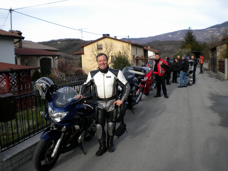 ronki091.jpg - TONI IN NJEGOV SUZUKI BANDIT